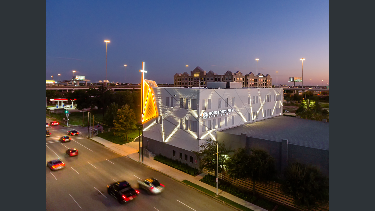 houston's first baptist church-downtown